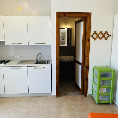 Comodo 2 Posti A 200mt Bomboniera Сasa de vacaciones Lido Marini